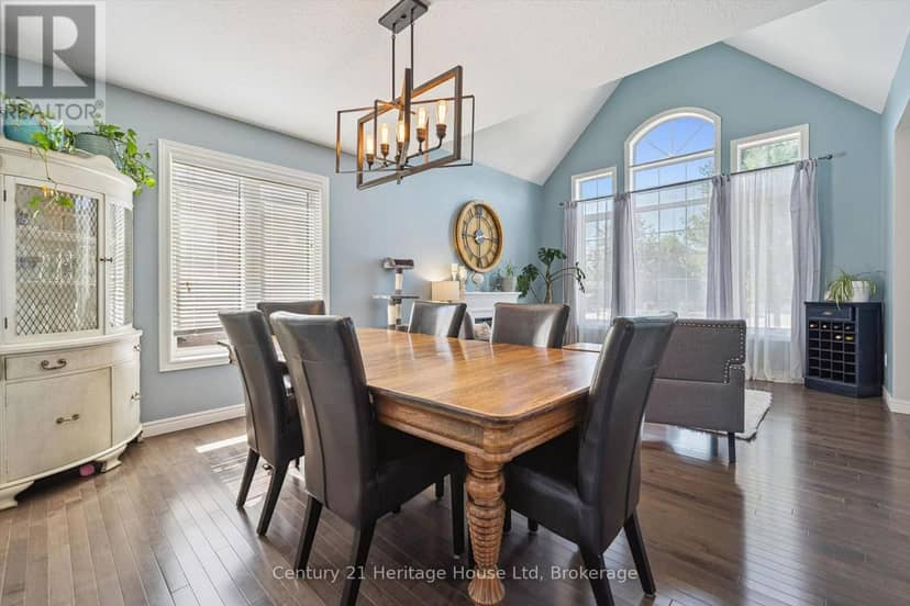 117 Schmidt Drive — photo 10 of 40