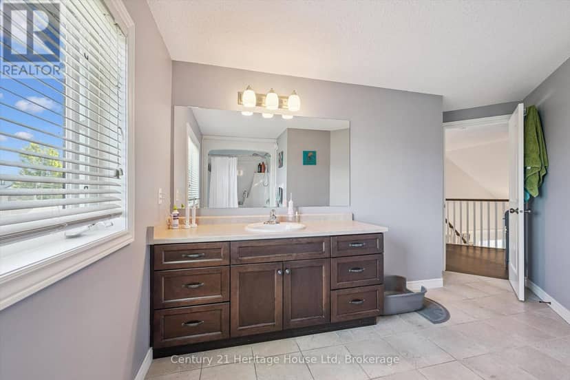 117 Schmidt Drive — photo 30 of 40
