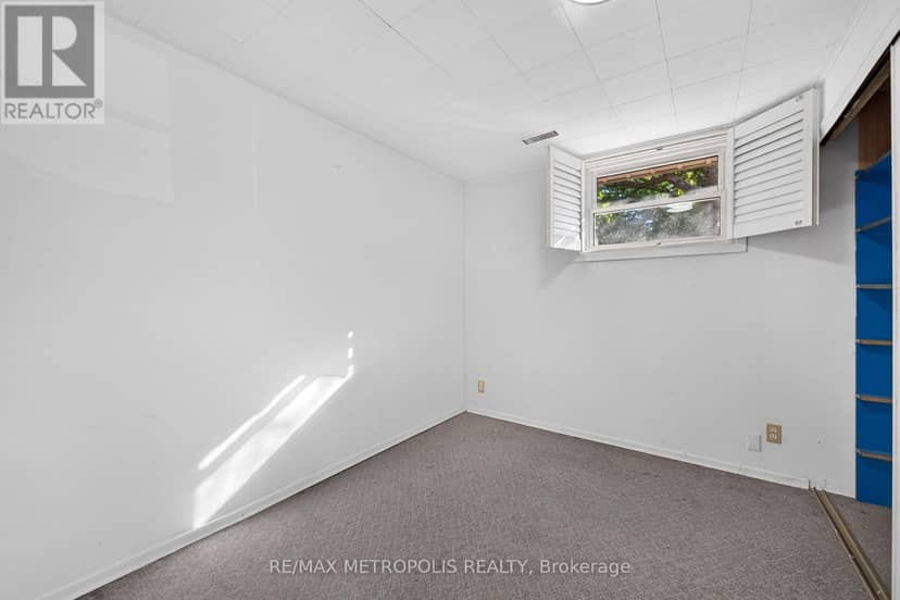 338 Millbank Drive — photo 36 of 40
