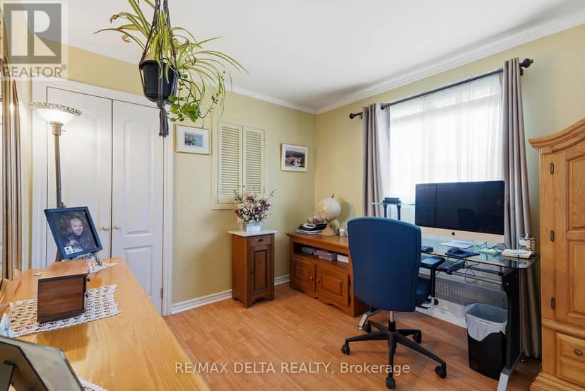 583 Theriault Street — photo 22 of 34