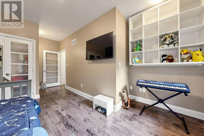 9 Annis Road — photo 32 of 40
