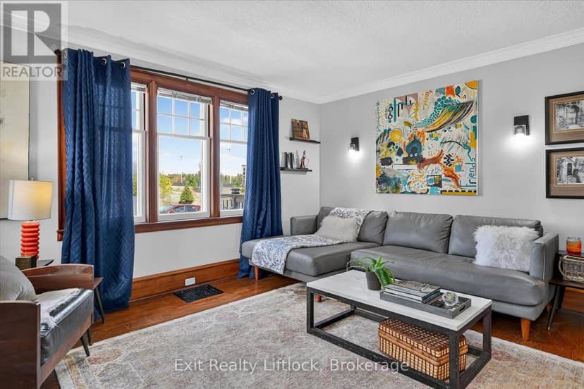 1518 Monaghan Road, Peterborough, photo 5