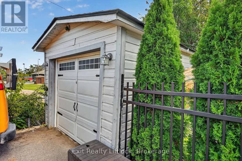 1518 Monaghan Road — photo 35 of 40