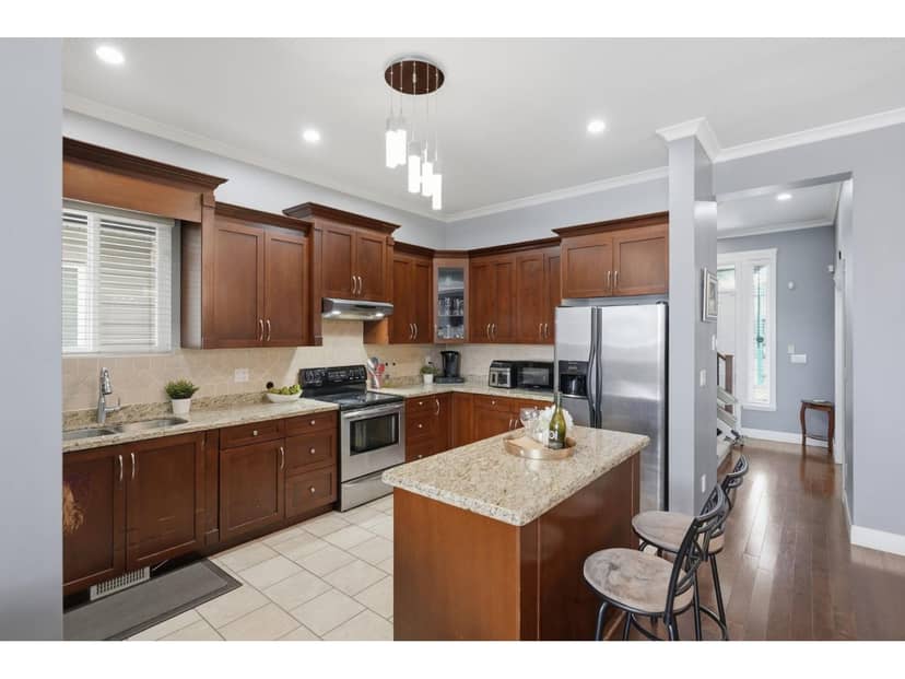 6814 192 STREET, Surrey, photo 3