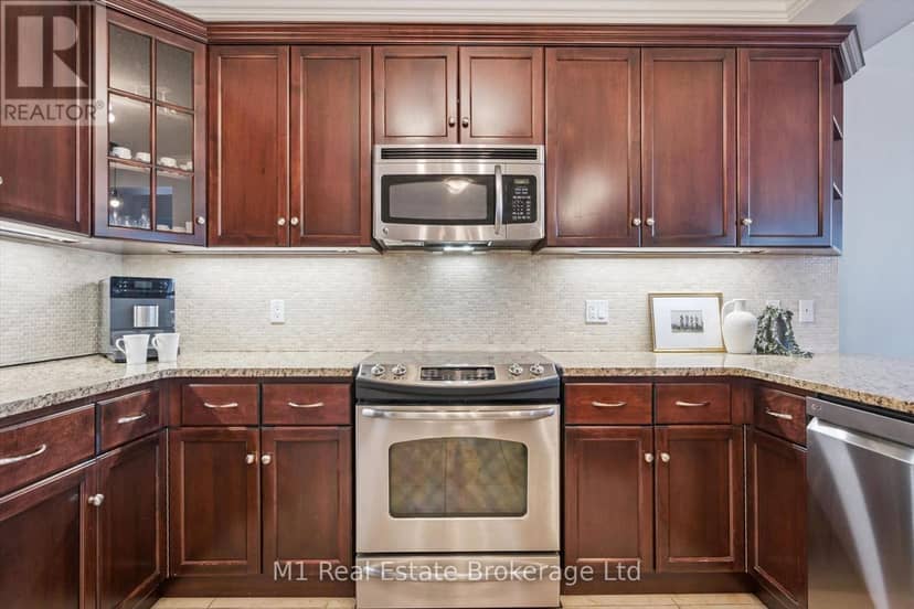61 Summit Ridge Drive — photo 9 of 35