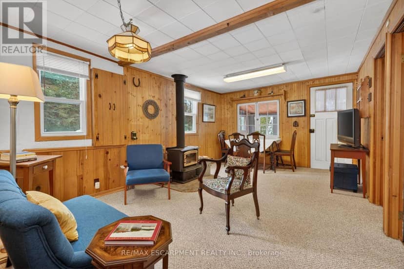 1257 Paint Lake Road, Lake of Bays, photo 3