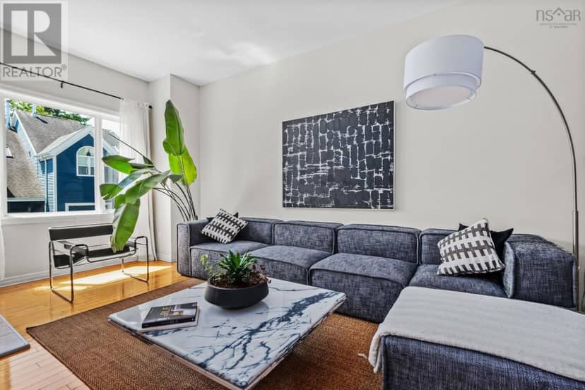 270 Spinnaker Drive — photo 3 of 37