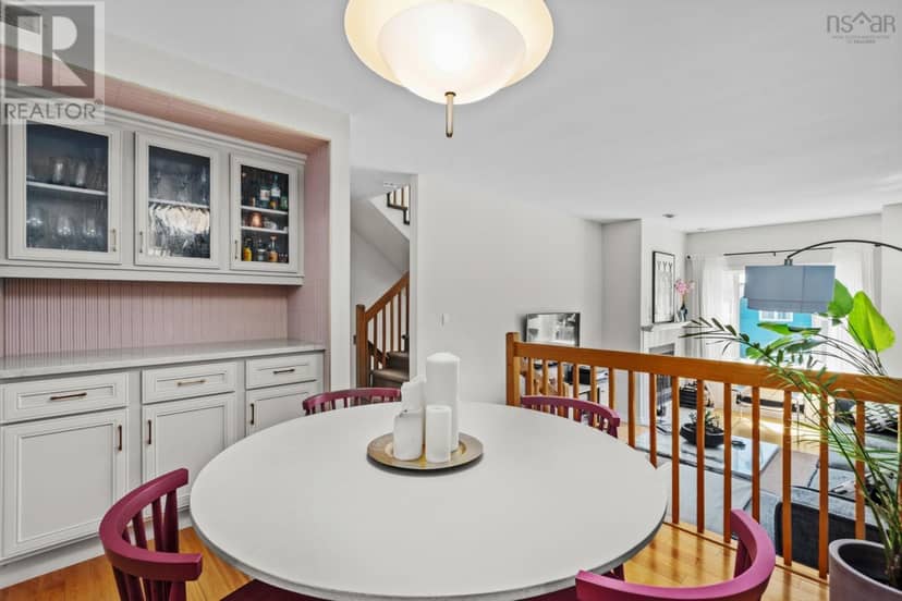 270 Spinnaker Drive — photo 6 of 37