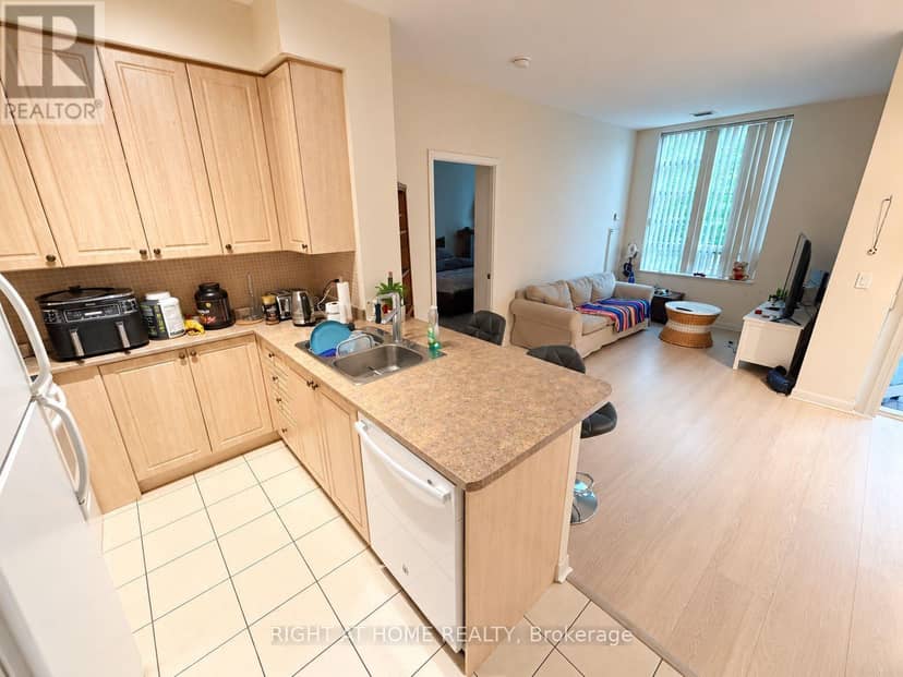 105 - 225 Sherway Gardens Road — photo 6 of 34