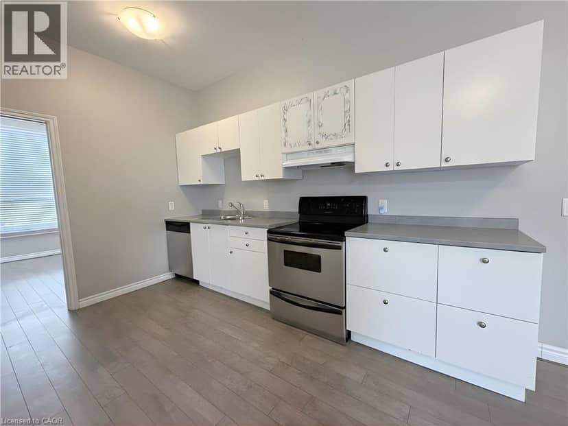 105 CHEEVER Street — photo 5 of 16