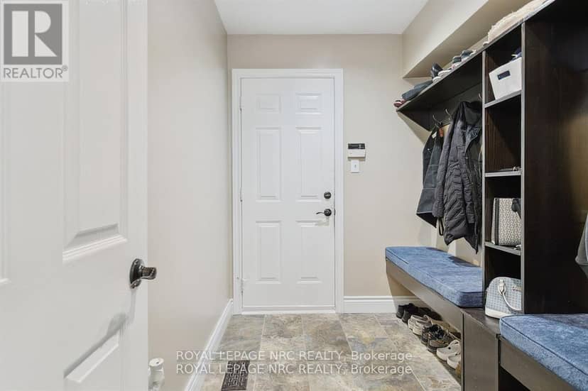 5240 Marcel Crescent — photo 18 of 40