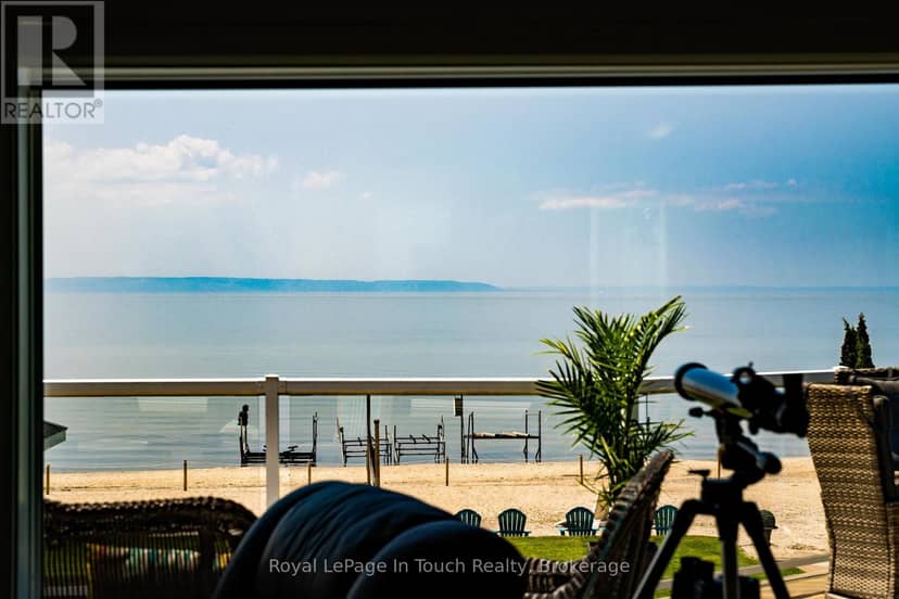 8 Tiny Beaches Road S — photo 12 of 40