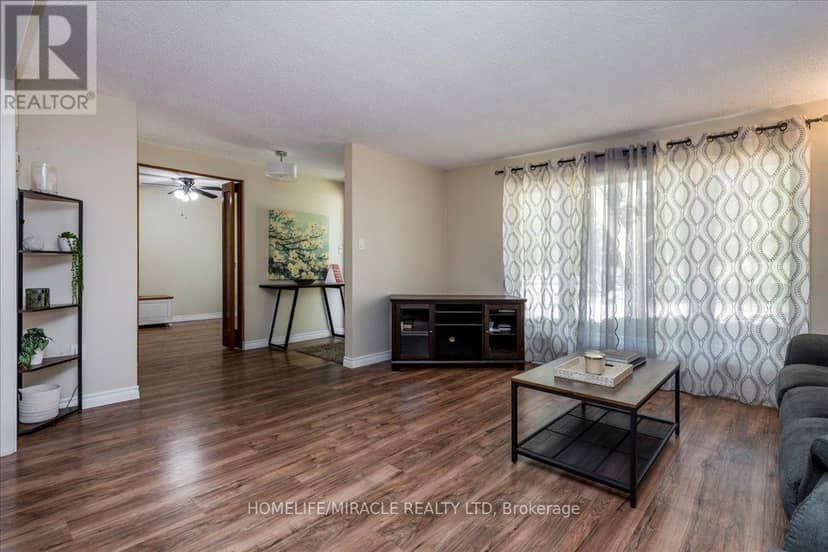 1 Tecumseth Pines Drive, New Tecumseth, photo 5