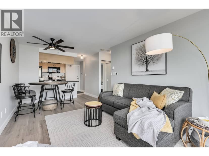 2802 1033 MARINASIDE CRESCENT, Vancouver, photo 6