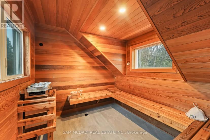 2814 Forks Of The Credit Road — photo 33 of 40