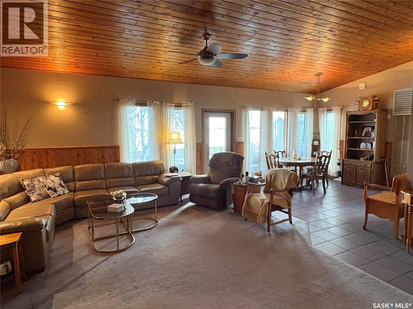 122 Lakeshore LANE — photo 15 of 31