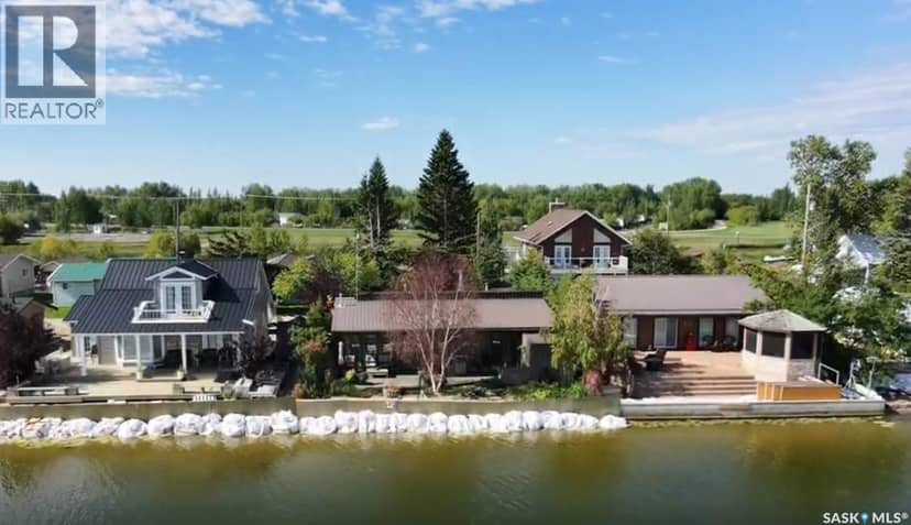 122 Lakeshore LANE, Leslie Beach, photo 2