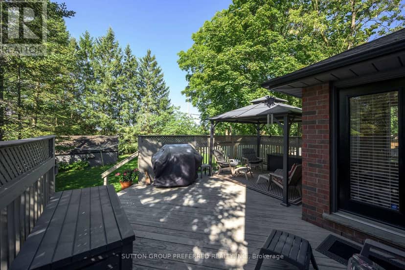 1035 Dearness Drive — photo 11 of 40