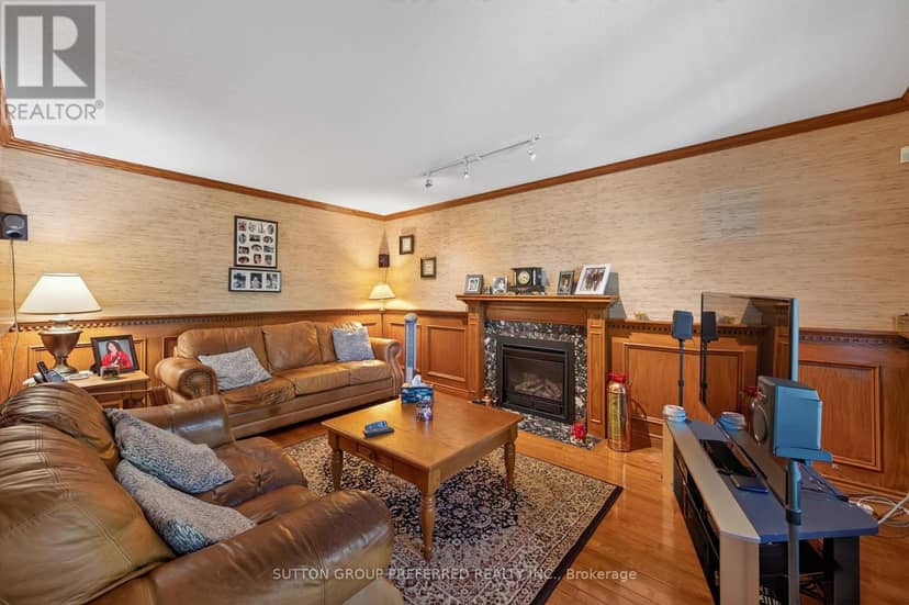 1035 Dearness Drive — photo 15 of 40