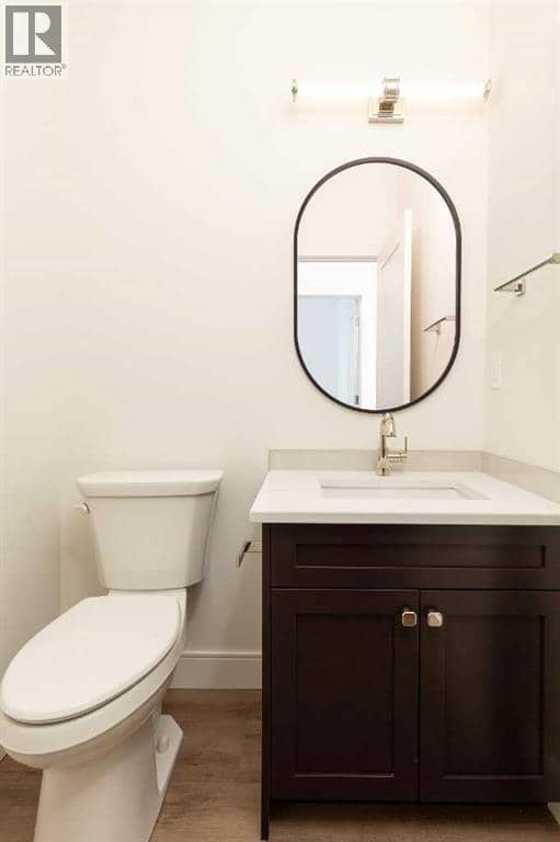 561 Malahat Green W — photo 11 of 37