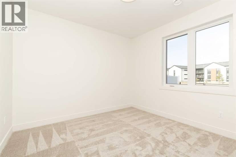 561 Malahat Green W — photo 24 of 37