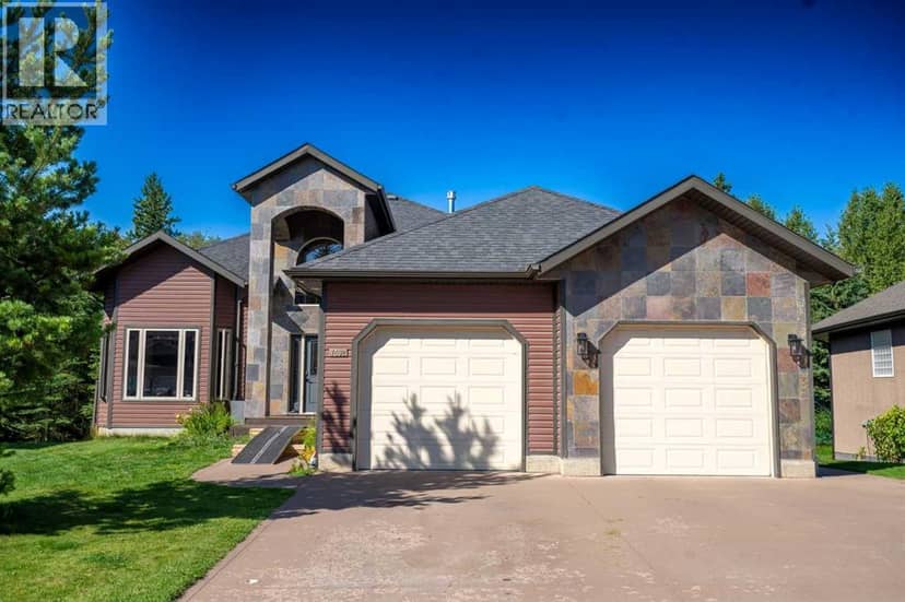 7402 61 Street, Rocky Mountain House, photo 2