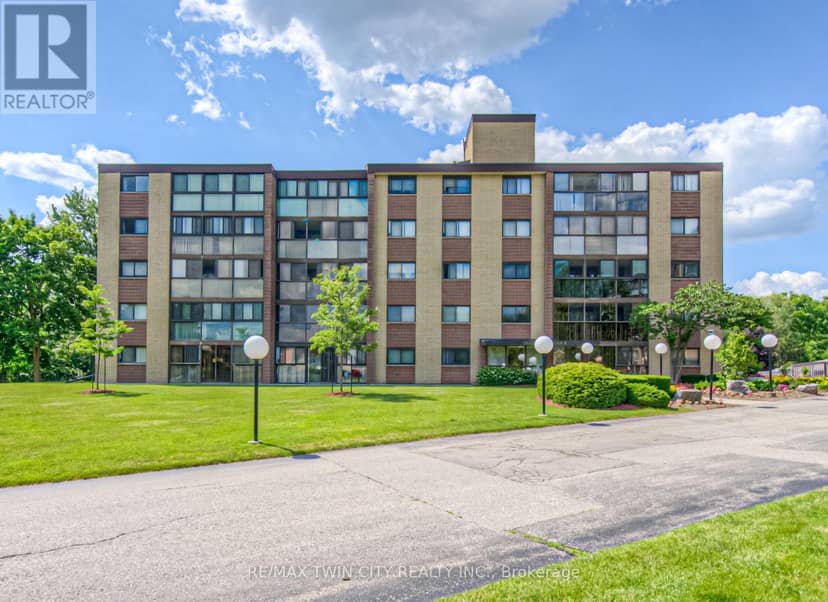 205 - 380 Champlain Boulevard — photo 1 of 33