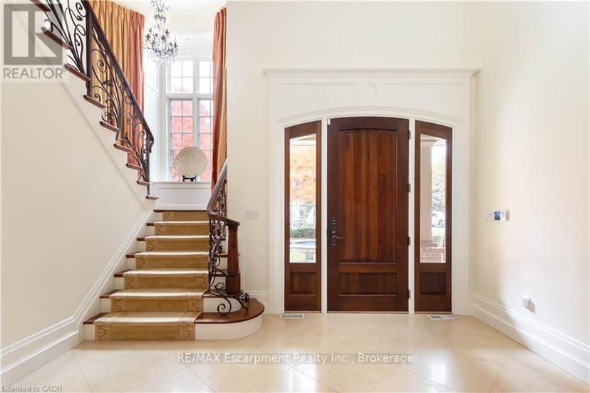 1081 Argyle Drive — photo 4 of 40