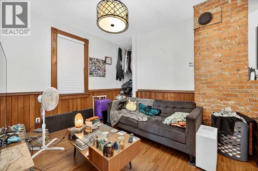 614 23 Avenue SW — photo 14 of 40