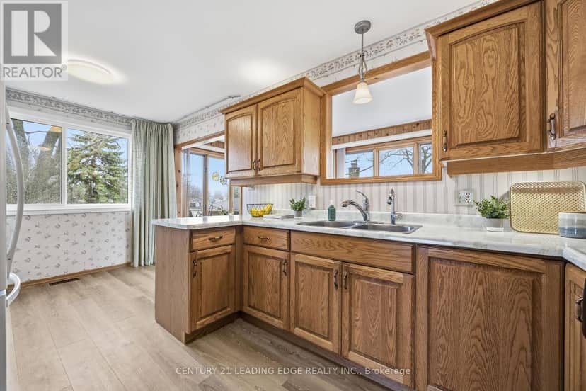 72 Beaver Ridge Drive — photo 21 of 40