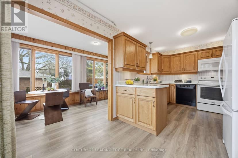 72 Beaver Ridge Drive — photo 25 of 40