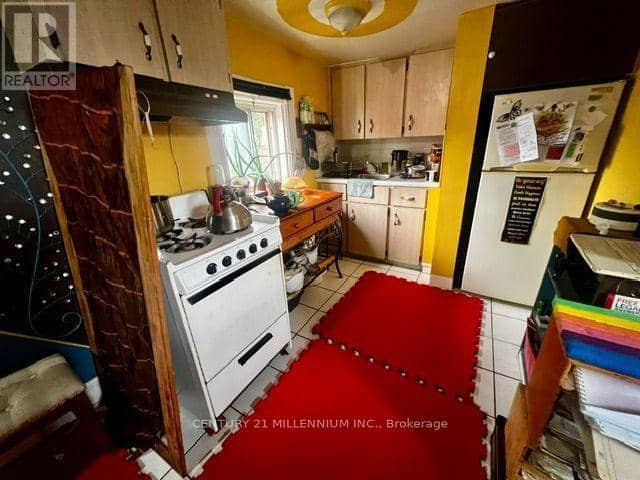 38 Miller Street — photo 9 of 23