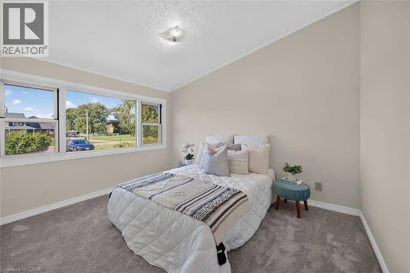 6176 RAINHAM Road — photo 24 of 40