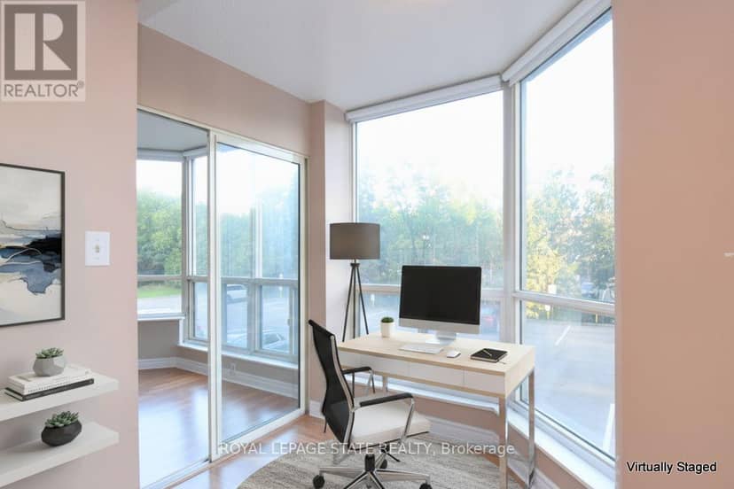 215 - 175 Cedar Avenue, Richmond Hill, photo 5