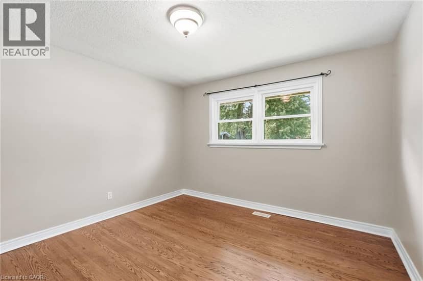 8 EMMING Court — photo 25 of 40