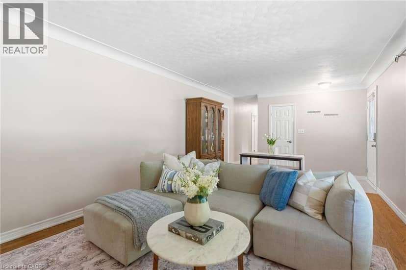 8 EMMING Court — photo 11 of 40
