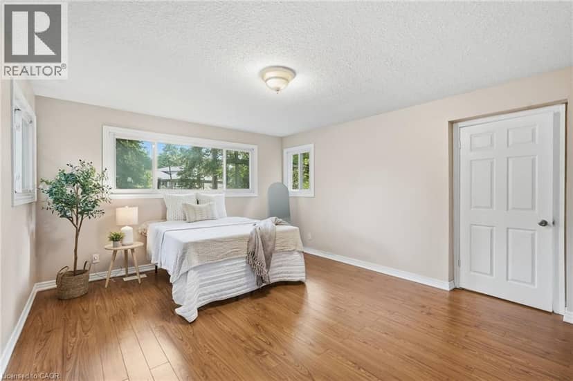 8 EMMING Court — photo 15 of 40