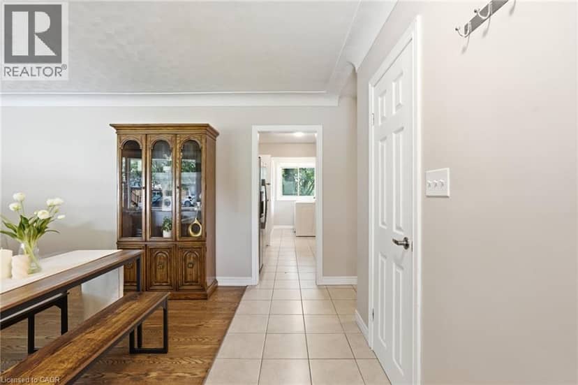 8 EMMING Court — photo 6 of 40
