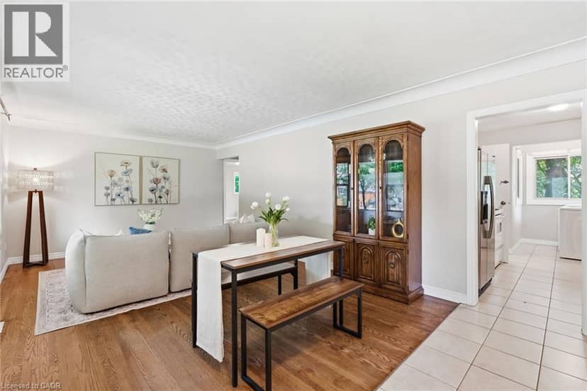 8 EMMING Court — photo 7 of 40