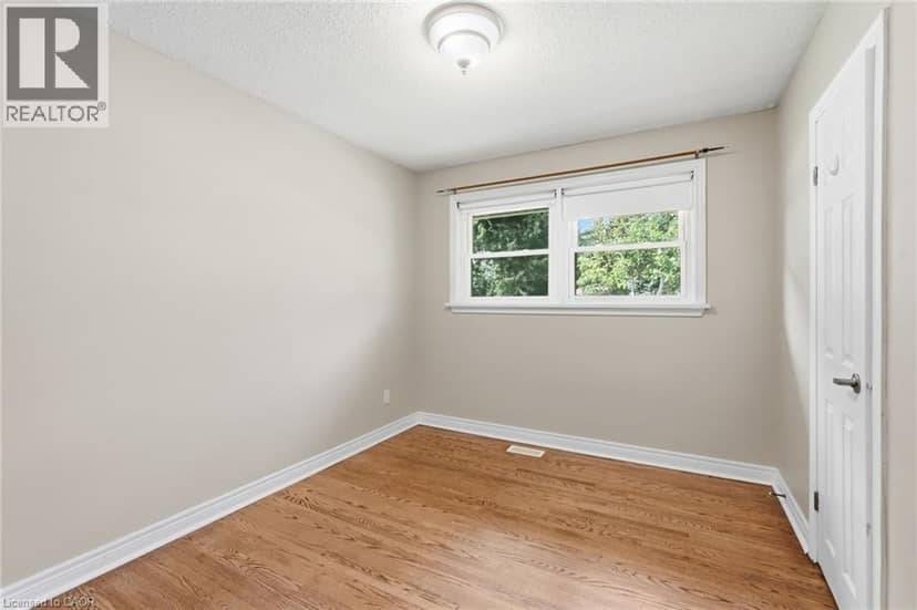 8 EMMING Court — photo 21 of 40