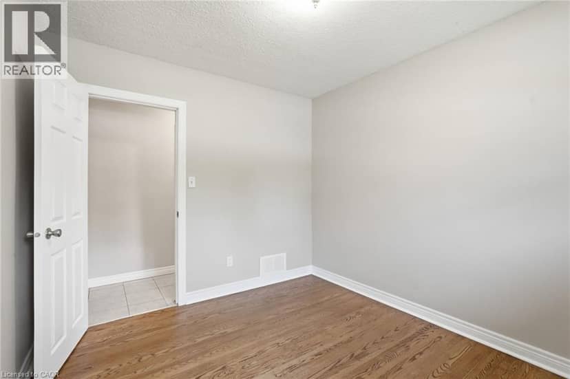 8 EMMING Court — photo 22 of 40