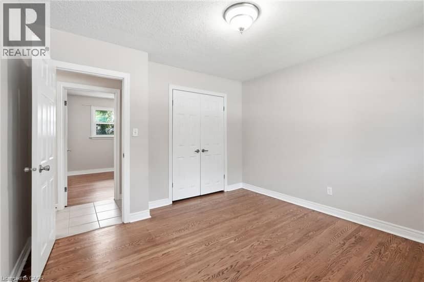 8 EMMING Court — photo 26 of 40