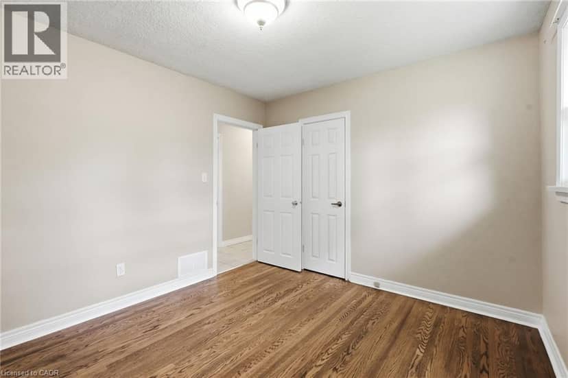 8 EMMING Court — photo 28 of 40