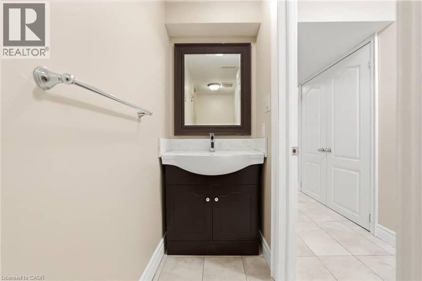 8 EMMING Court — photo 32 of 40