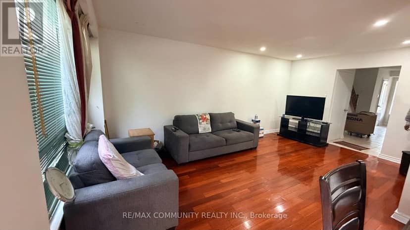 3 - 101 Dundalk Drive — photo 4 of 18