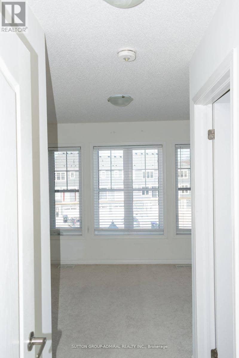 20 Surf Drive — photo 17 of 21