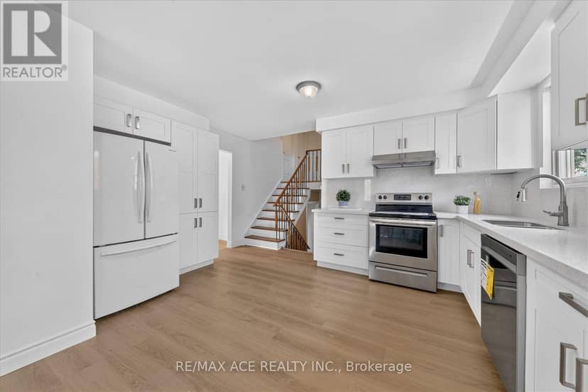 2330 Glastonbury Road S — photo 16 of 39