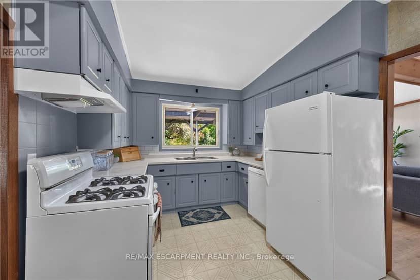 6176 Rainham Road — photo 20 of 40