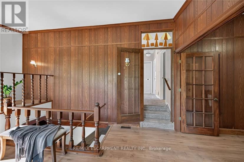 6176 Rainham Road — photo 23 of 40
