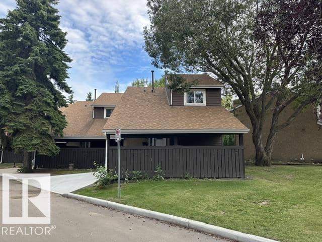 18020 96 AV NW, Edmonton